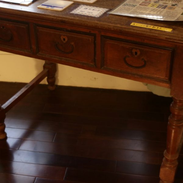 Ledger Work Table